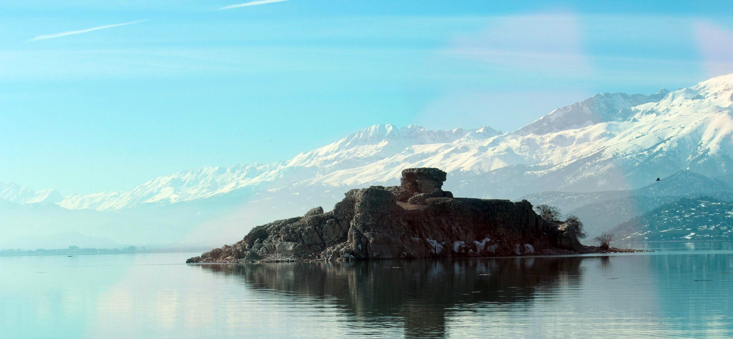 Beysehir Lake and Travel