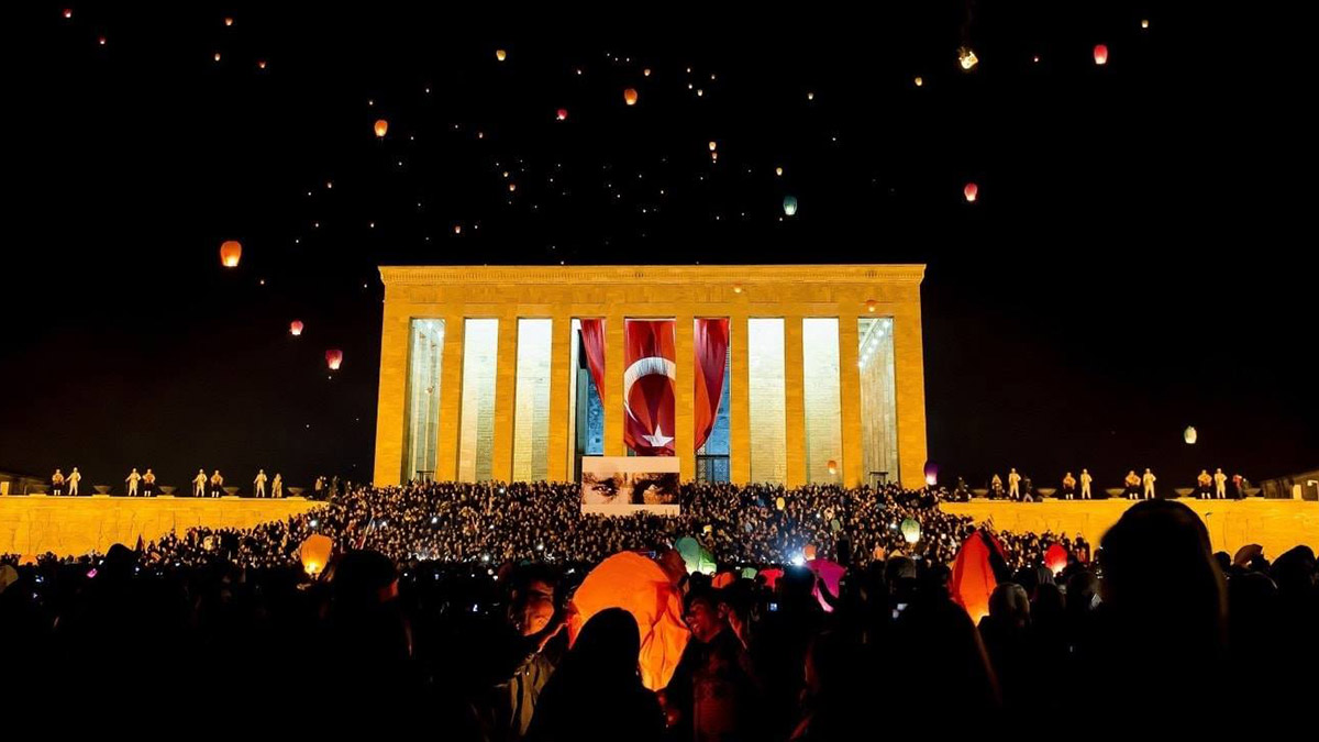 Anıtkabir 10 Kasım’da neden ziyaret edildi?  » Türkiye Expat Rehberi