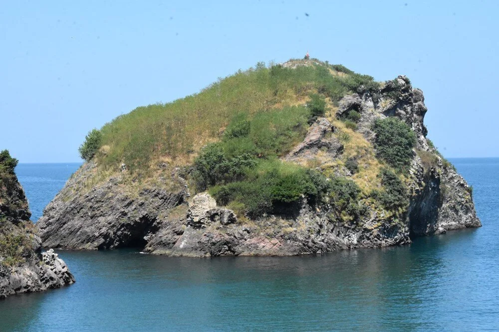Huwainat Adası