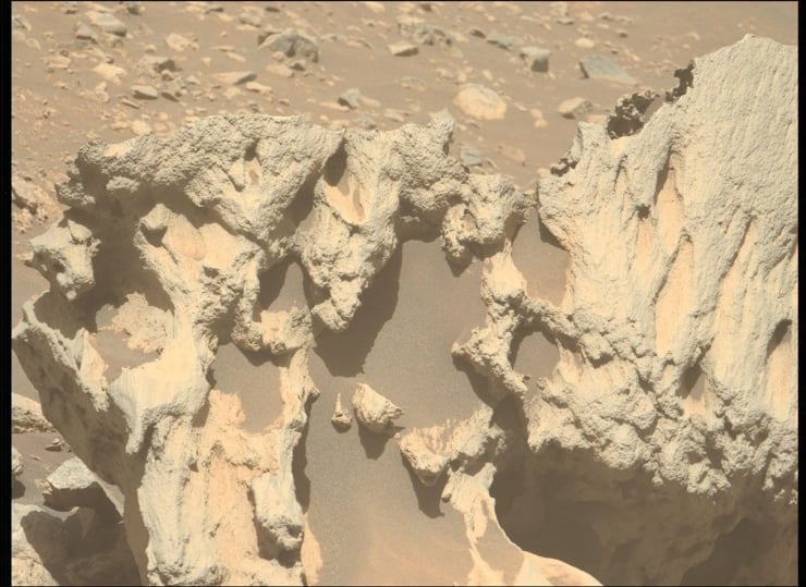 Mars Non-Planetary Rock Discovery